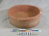 藏品(磚胎飼盆)的圖片